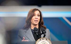 Kamala Harris nude 9
