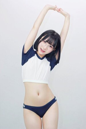 Kana Yura nude 4
