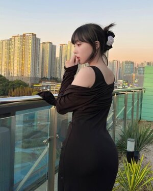 Kang In Kyung nude 3