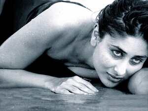 Kareena Kapoor nude 7