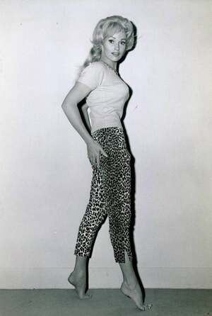 Karen Steele nude 3