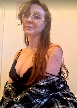 Kari Keone nude 10