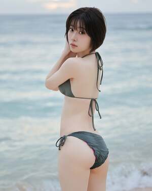 Karin Isobe nude 11