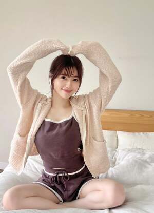 Karin Isobe nude 4