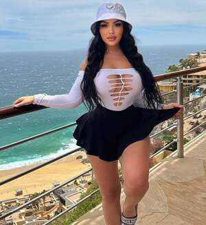Karina Seabrook nude 7