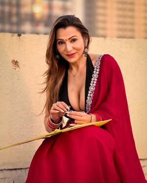 Karrishma Kar nude 4