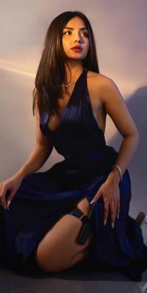 Kashmira Pardeshi nude 9