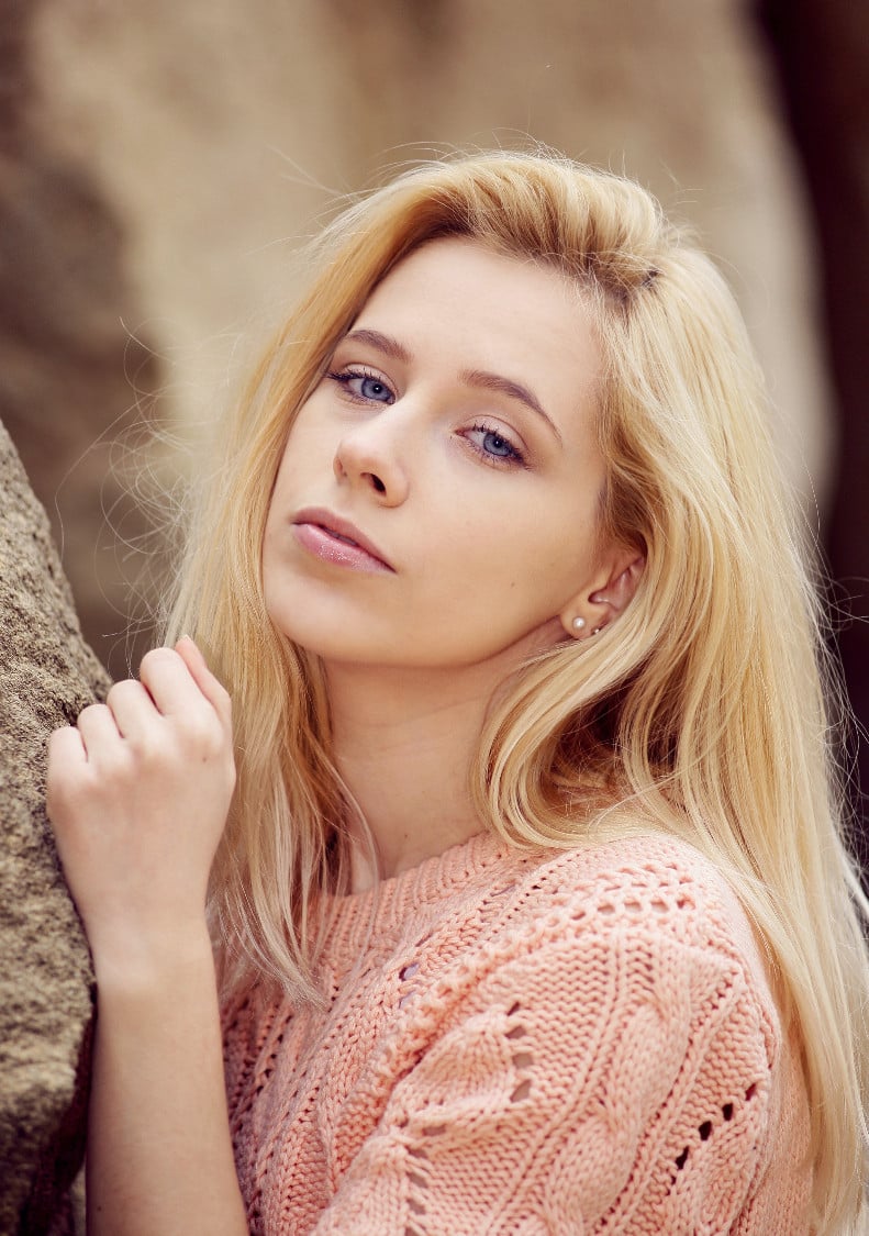 Katarzyna Ferens nude 6