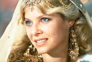 Kate Capshaw nude 10