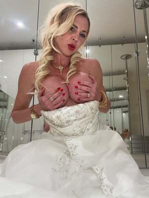 Kate Monroe nude 9