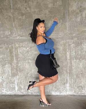 Katelyn Folasade nude 5