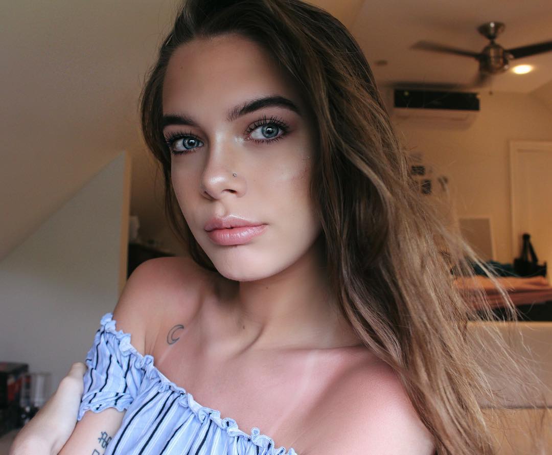 Katelyn Skinner nude 4
