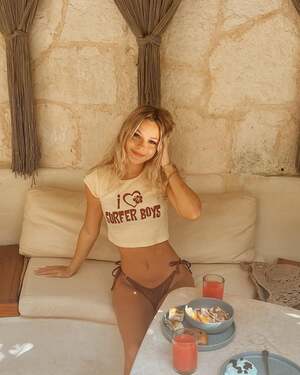 Katelyn Tate nude 10