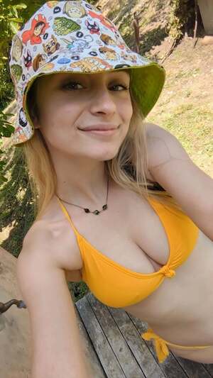 Katerino nude 8