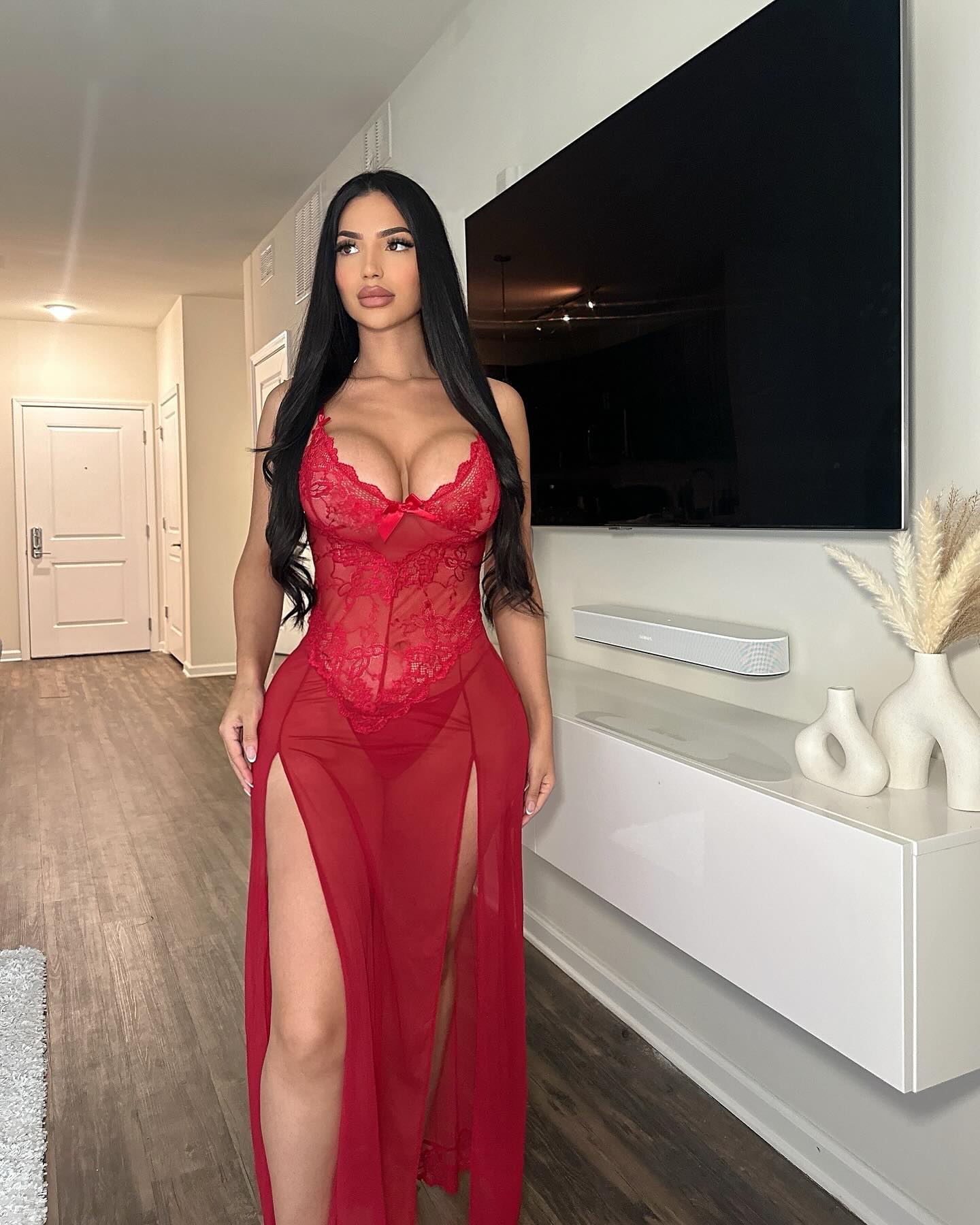 Kathleen Molina nude 8