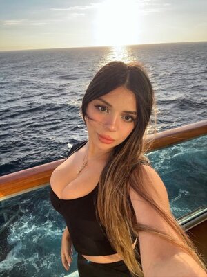 Katiana Kay nude 12