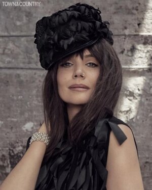 Katie Holmes nude 7