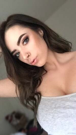 Katie McCarthy nude 5