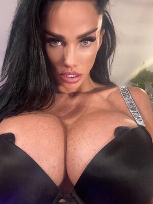 Katie Price nude 12