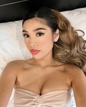 Katrina Buno nude 11