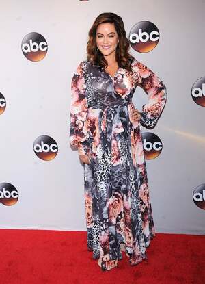 Katy Mixon nude 7