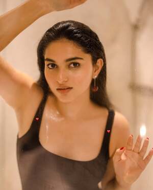 Kayadu Lohar nude 7