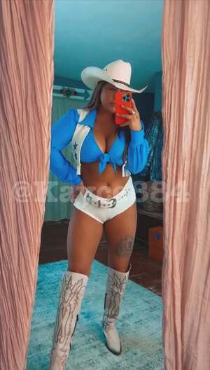 Kayce884 nude 3