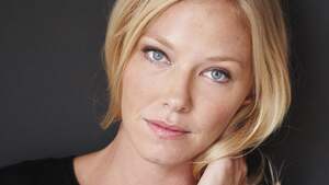 Kelli Giddish nude 12
