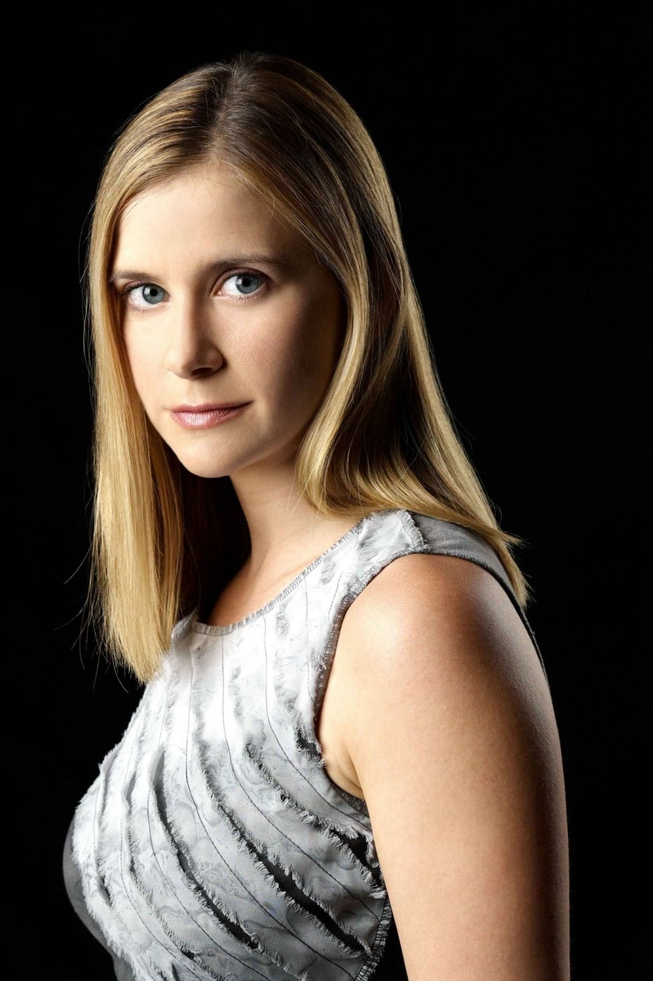 Kellie Martin nude 8