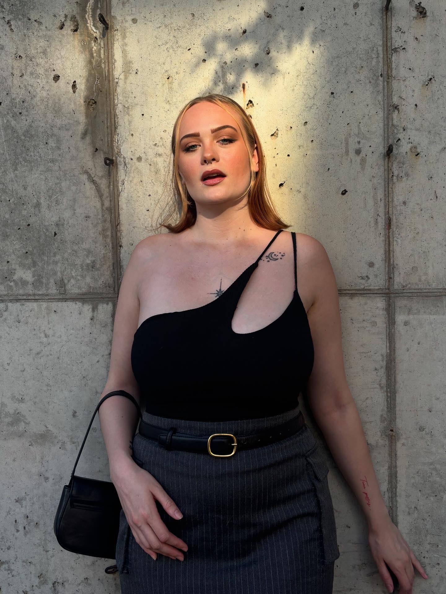 Kelsey Grey nude 2