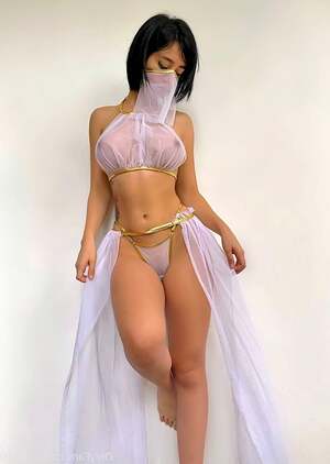 Keyla Chicaiza nude 3