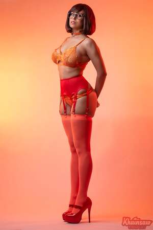 Khainsaw nude 4