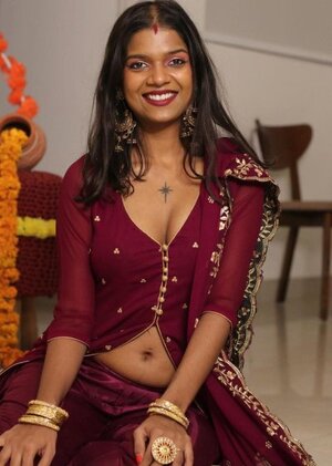 Khyati Shree nude 3