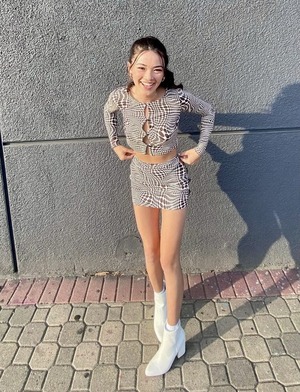 Ki-Lin Baribeau nude 6