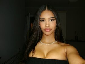 Kiana Dufour nude 11