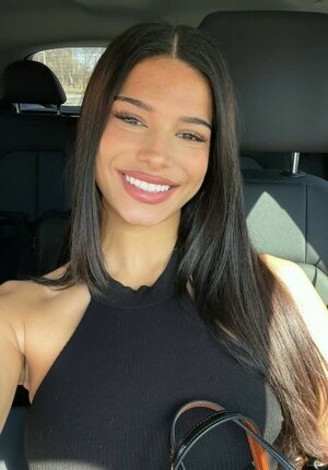 Kiana Dufour nude 7