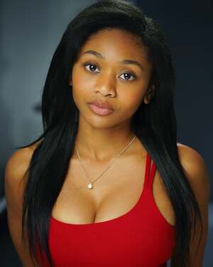Kiana Nicole Washington nude 10