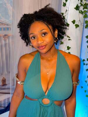 Kiana Nicole Washington nude 12