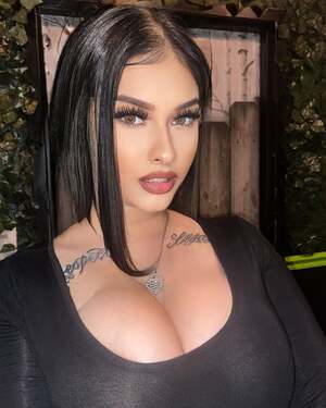 Kiki The Persian Doll nude 5
