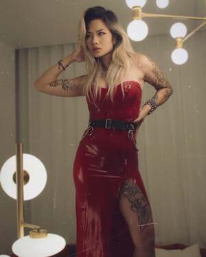 Kiki Wong nude 12