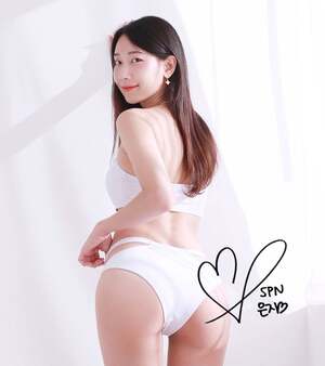 Kim Eun Ji nude 11