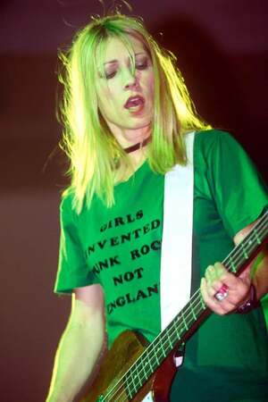 Kim Gordon nude 5