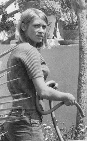 Kim Gordon nude 8