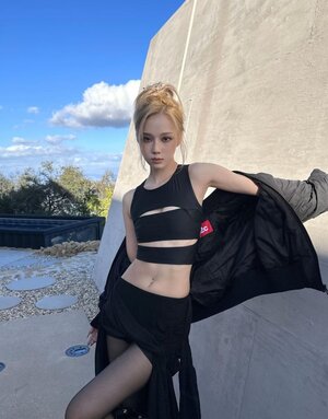 Kim Min-jeong nude 3