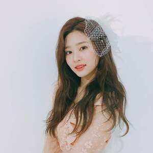 Kim Min-ju nude 7