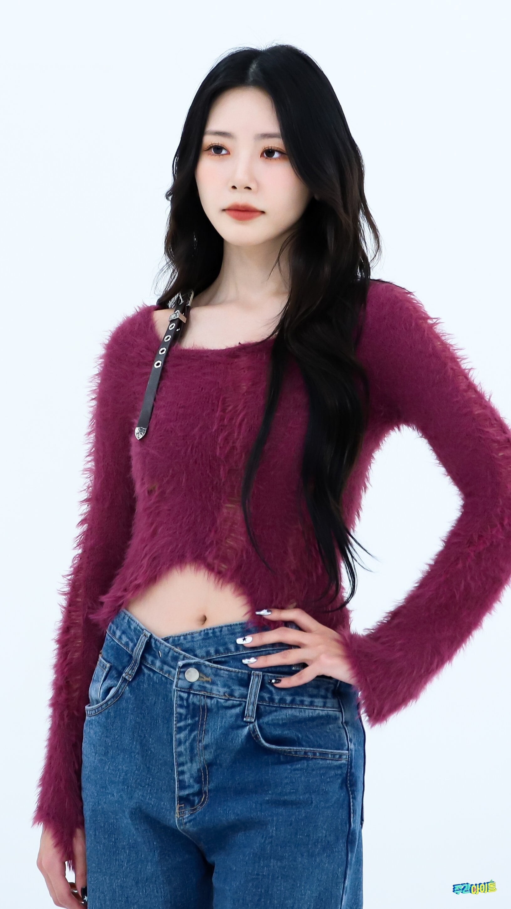 Kim Minji nude 3