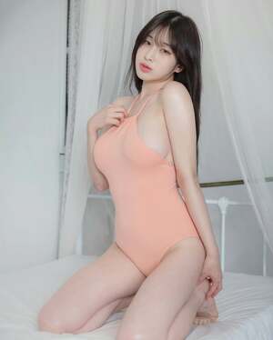 Kim Woo-hyun nude 2