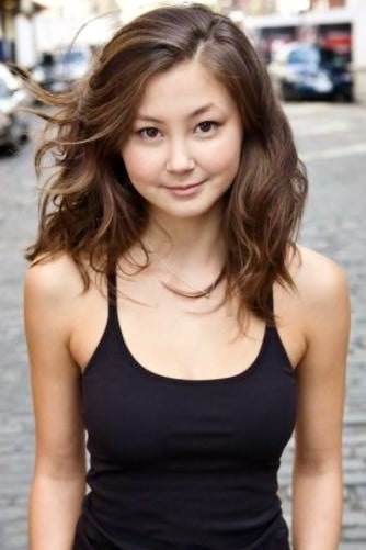 Kimiko Glenn nude 3