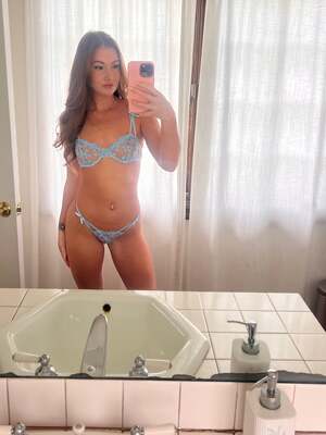 Kimmie Haze nude 9