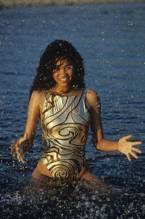 Kimora Lee Simmons nude 6